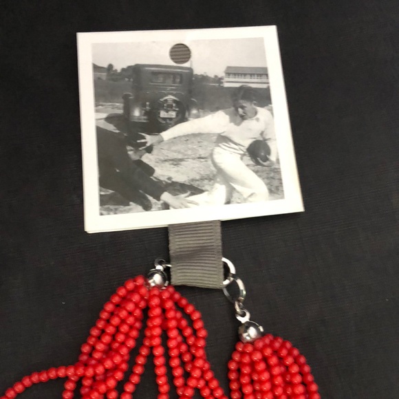 Anthropologie necklace - Picture 3 of 6